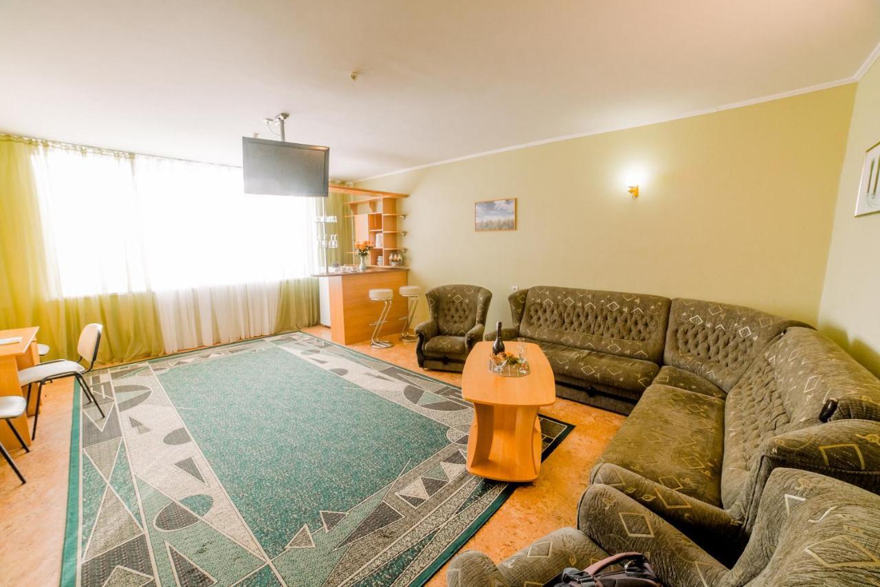 Отель Мелиоратор-Юг Kobleve Exterior foto